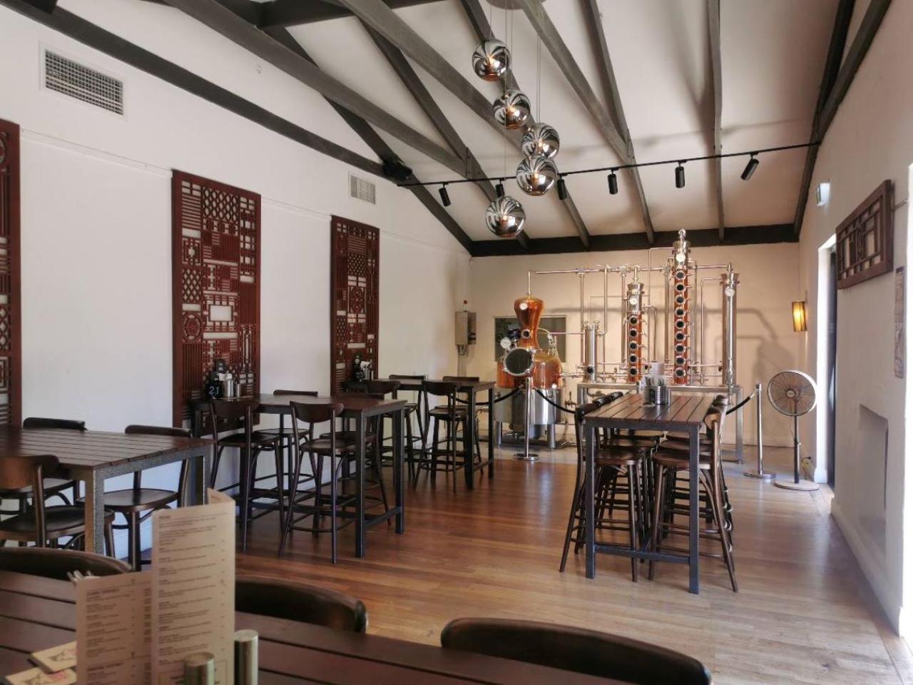 Mahogany Inn And Distillery Mahogany Creek Extérieur photo