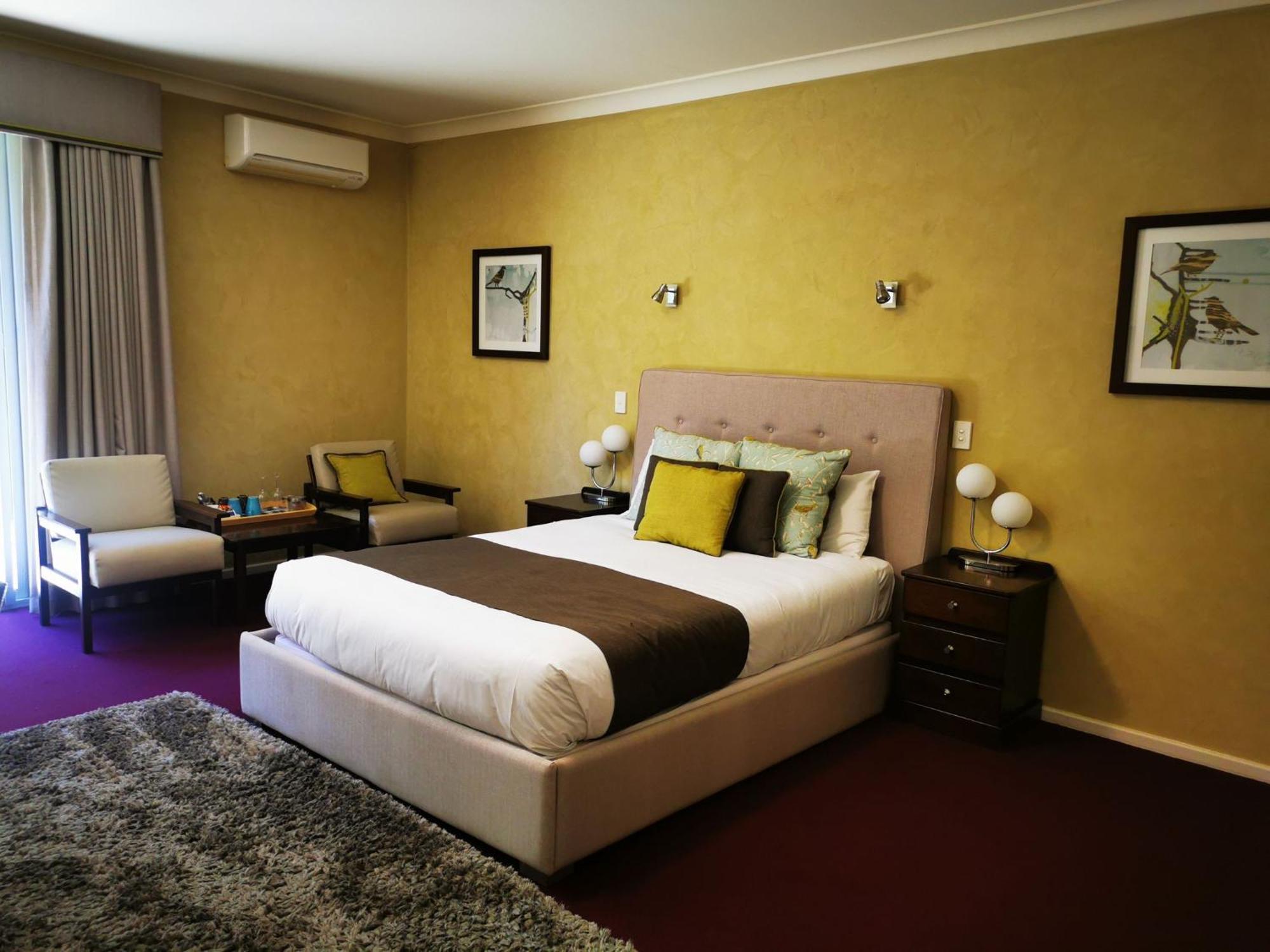 Mahogany Inn And Distillery Mahogany Creek Extérieur photo