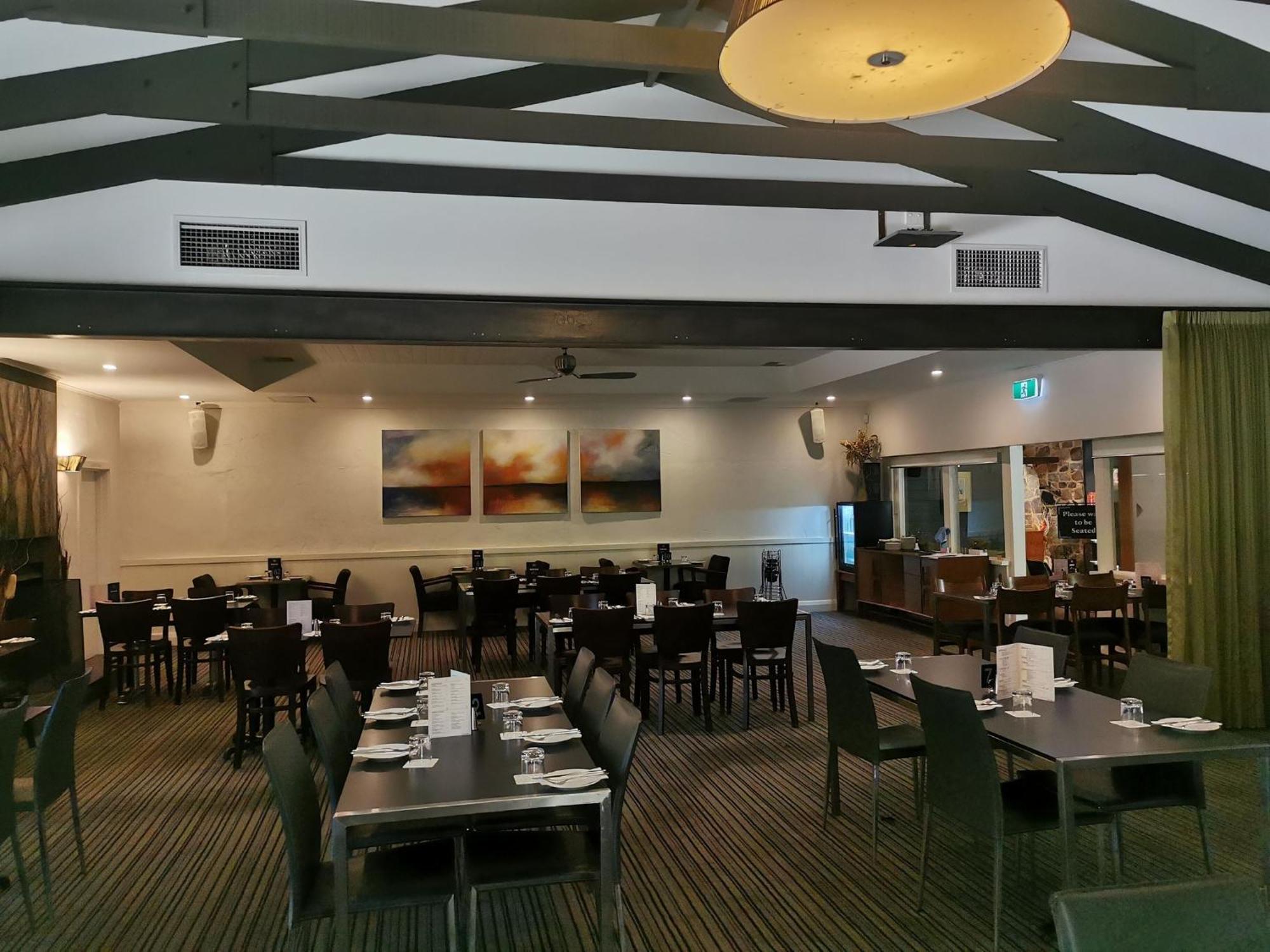 Mahogany Inn And Distillery Mahogany Creek Extérieur photo