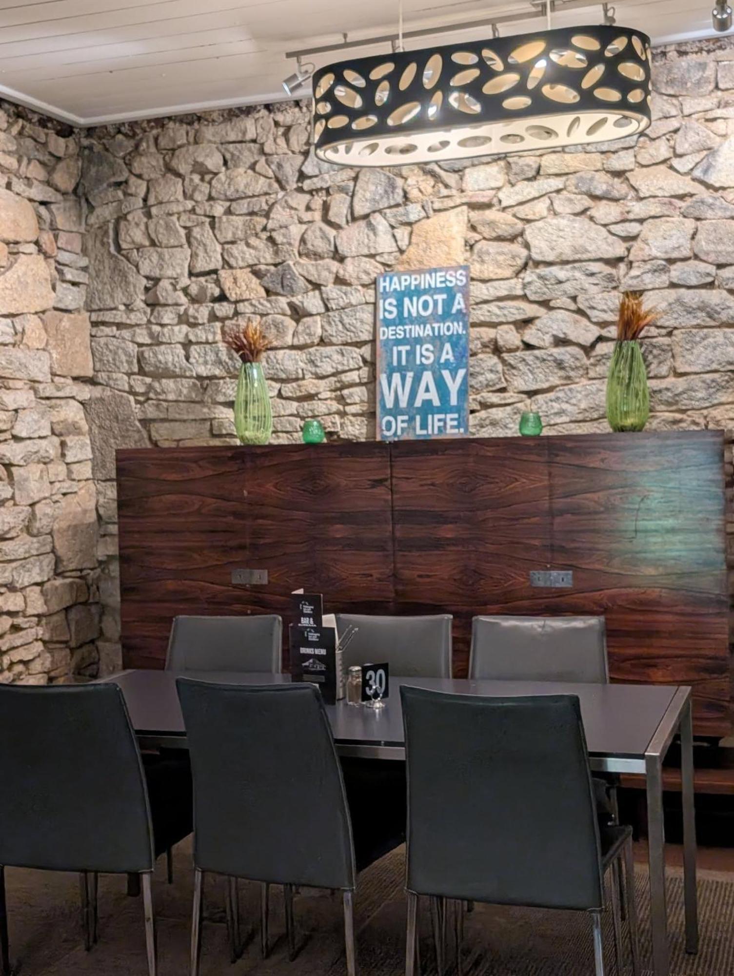 Mahogany Inn And Distillery Mahogany Creek Extérieur photo
